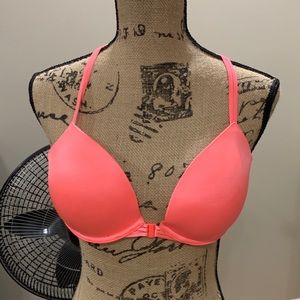 Victoria Secret very sexy push-up 36C